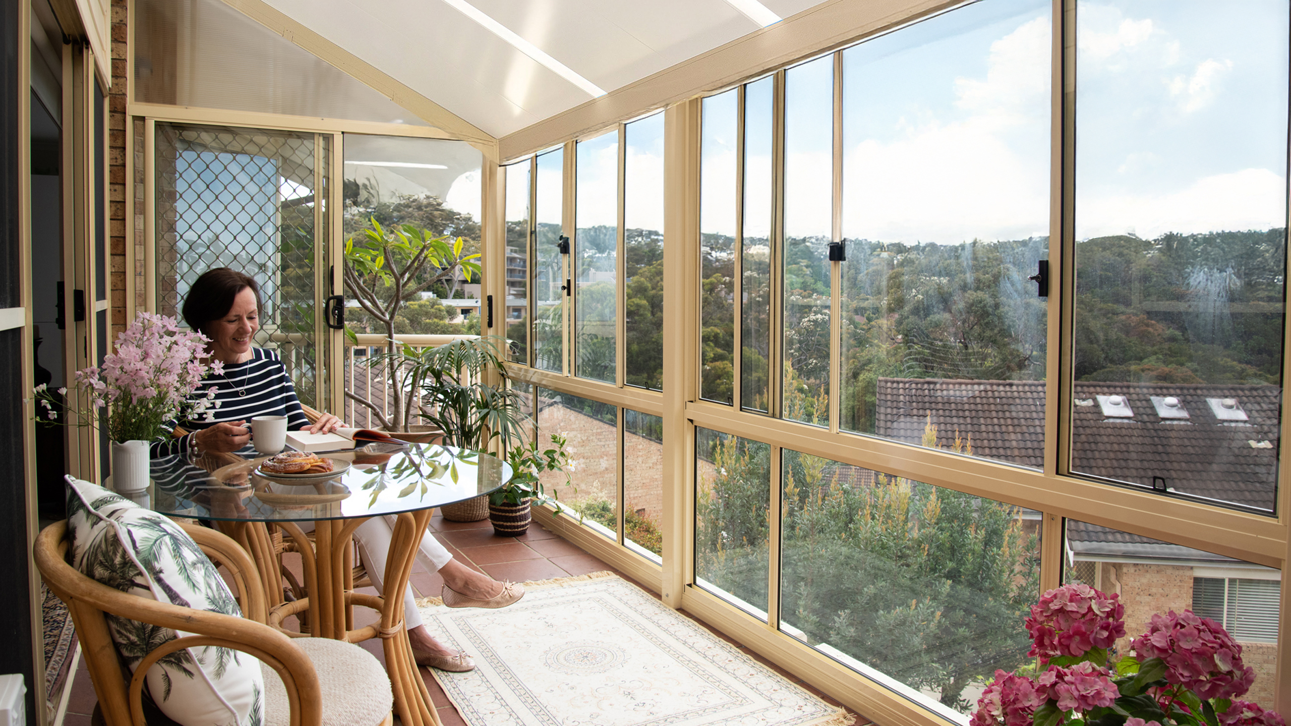 small verandah sun room
